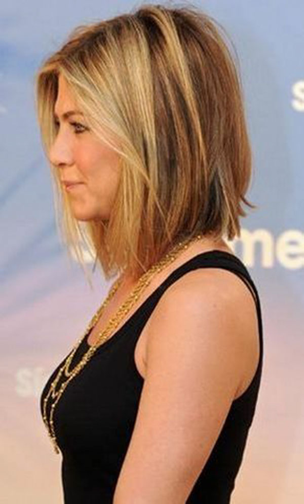 Medium Hairstyles For Over 40 Women